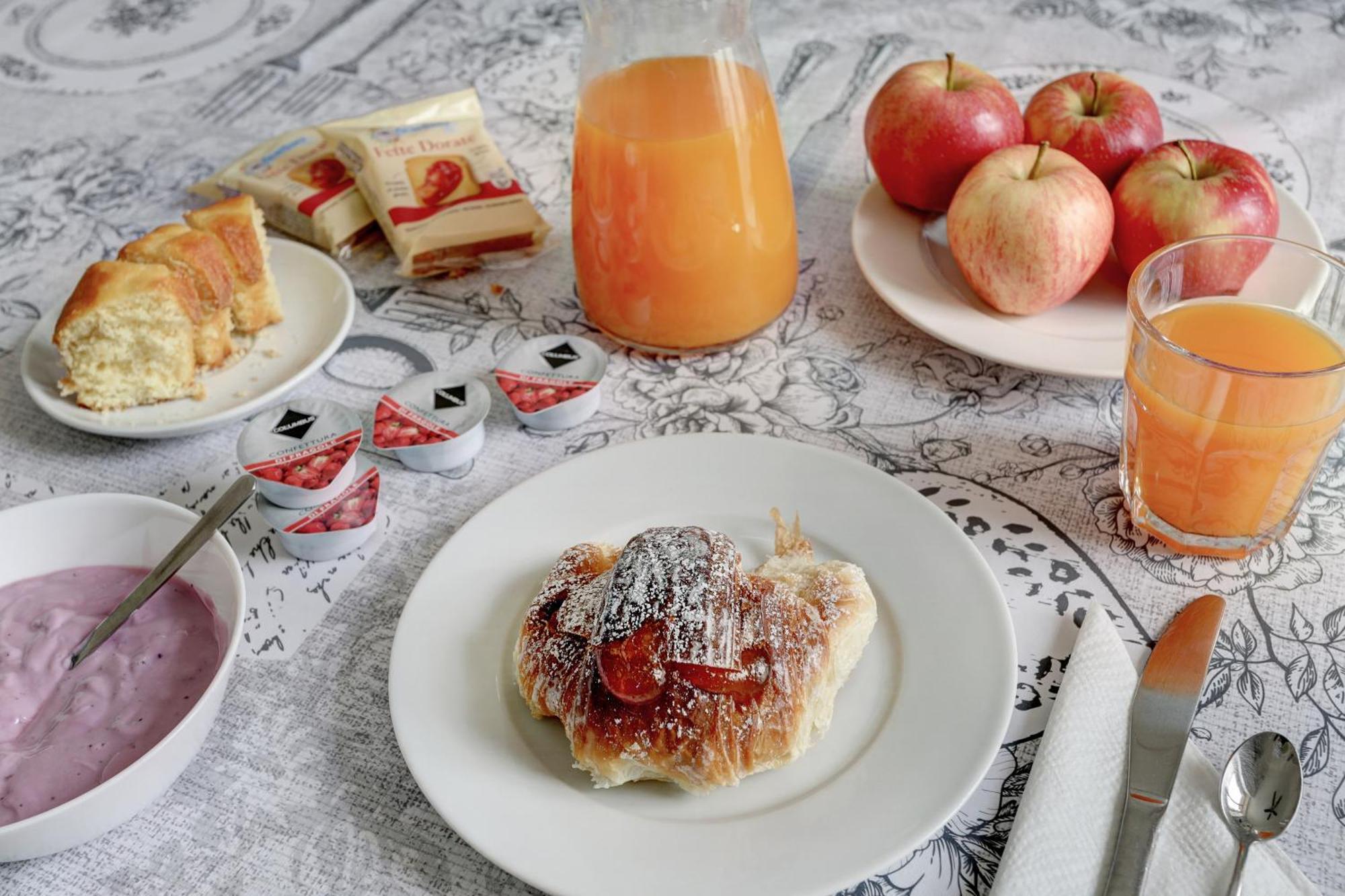 Holiday Sunny Roma B&B Eksteriør bilde